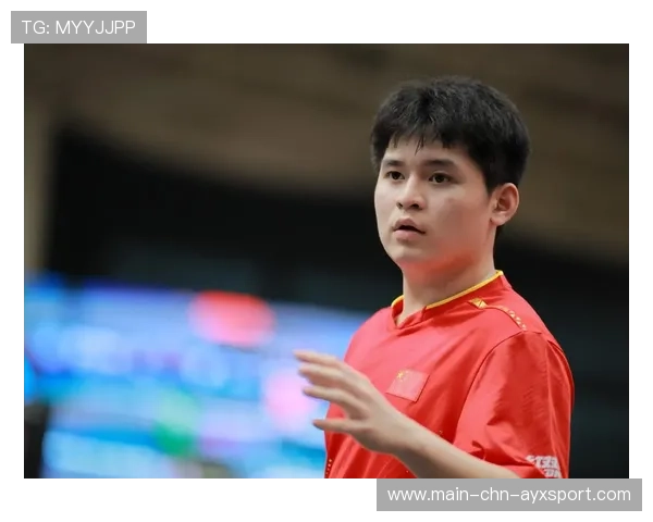 全村的希望！林诗栋从海口出发澳门打全运会，海南队领导鲜花+欢送